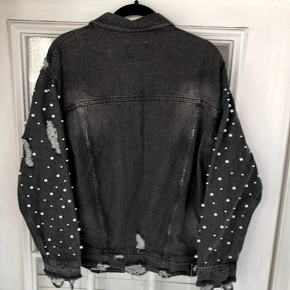 Chelsea DeBoer Black Penny Pearl Distressed Jacket with Pockets - Picture 7 of 9